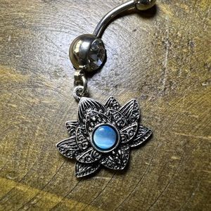 Lotus flower belly ring